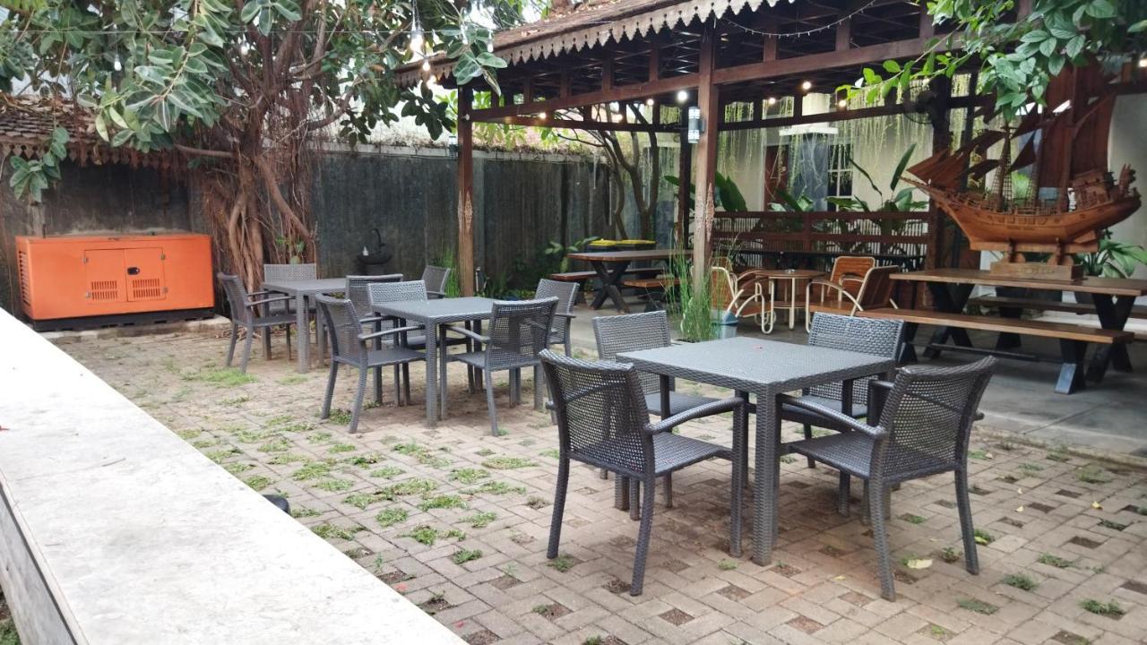 ג'פארה Nusantara Hotel Syariah מראה חיצוני תמונה